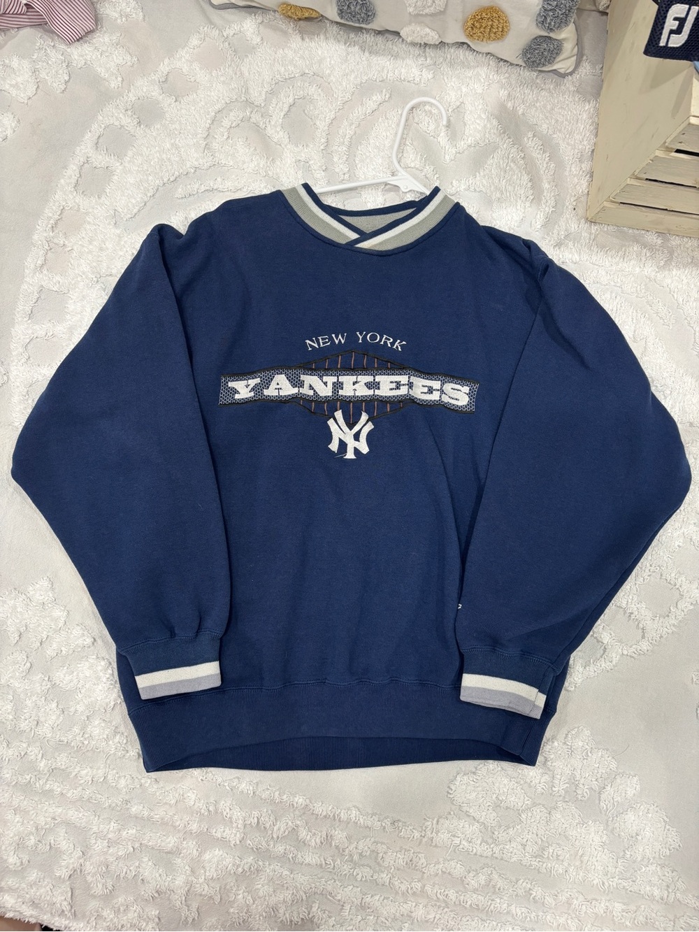 Vintage Starter New York Yankees Crewneck Sweater MLB Embroidered Navy Size M